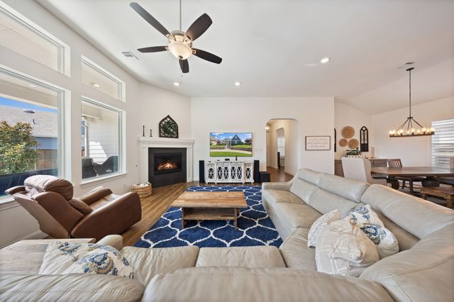 9512 Austin Street, Rowlett, TX 75089