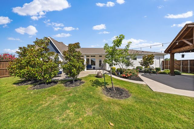 9512 Austin Street, Rowlett, TX 75089
