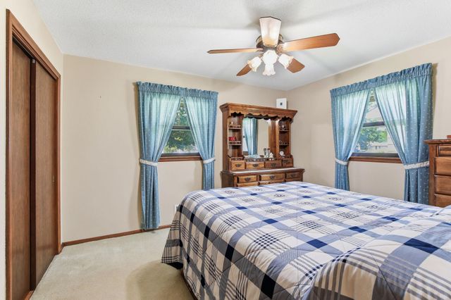 300 Edith Drive, West Saint Paul, MN 55118
