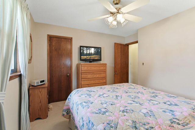 300 Edith Drive, West Saint Paul, MN 55118