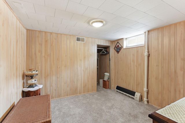 300 Edith Drive, West Saint Paul, MN 55118