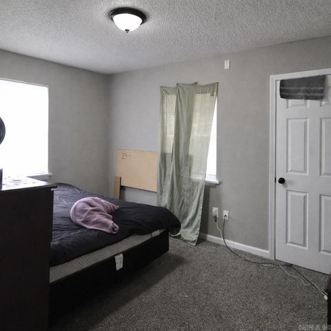2301 & 2303 Brown St, Little Rock, AR 72204
