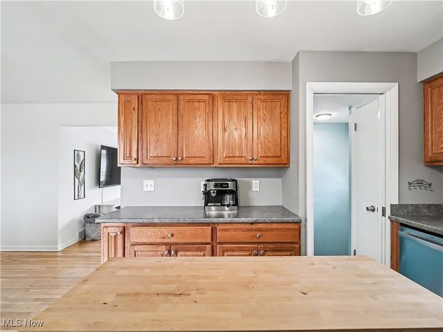 3640 Hetzel Drive, Parma, OH 44134