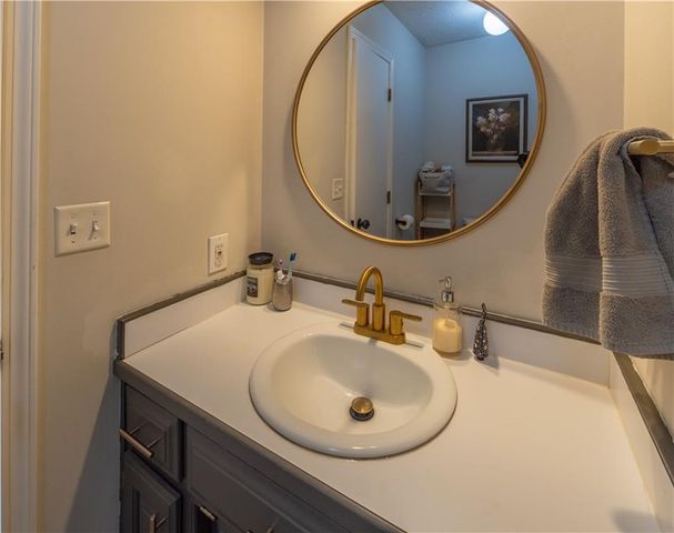 513 Kennedy Street, Frontenac, KS 66763