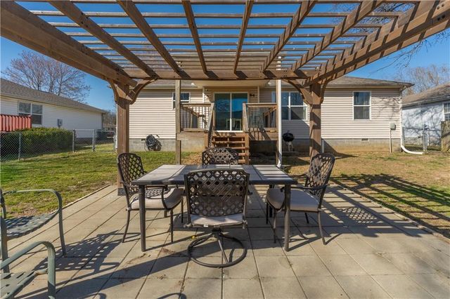 513 Kennedy Street, Frontenac, KS 66763