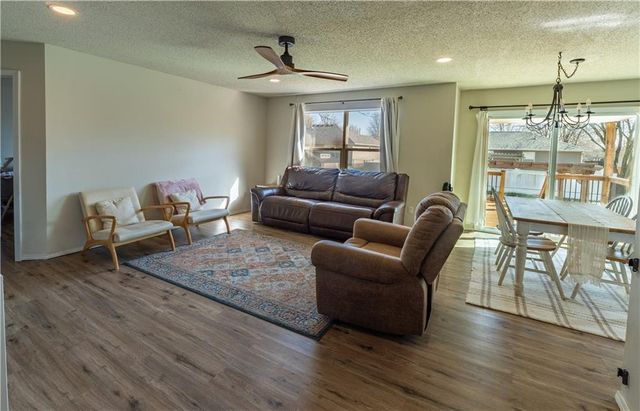 513 Kennedy Street, Frontenac, KS 66763