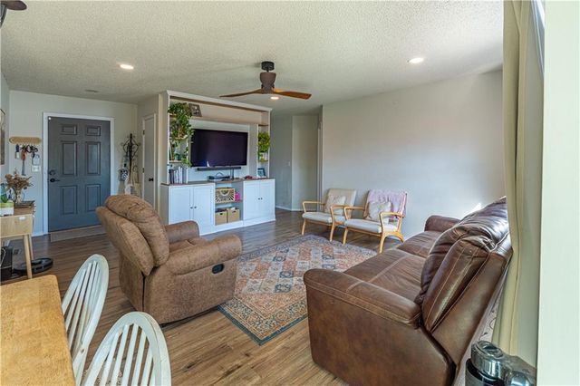 513 Kennedy Street, Frontenac, KS 66763