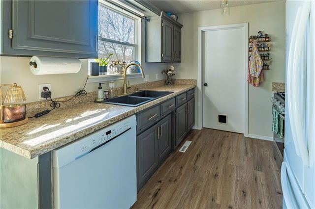 513 Kennedy Street, Frontenac, KS 66763