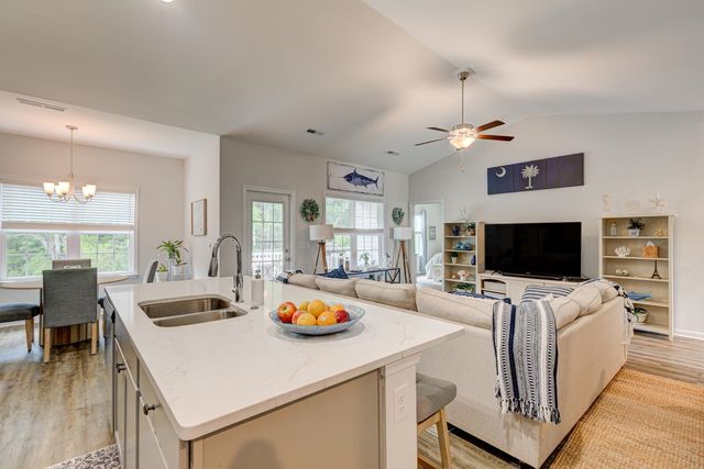 511 Grain Field Dr., Georgetown, SC 29440
