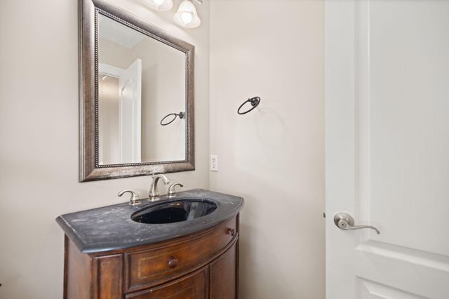 810 Pau Ferro Court, Berea, KY 40403