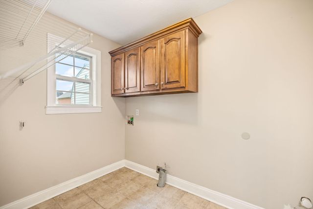810 Pau Ferro Court, Berea, KY 40403
