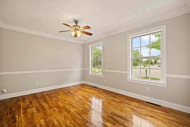 810 Pau Ferro Court, Berea, KY 40403