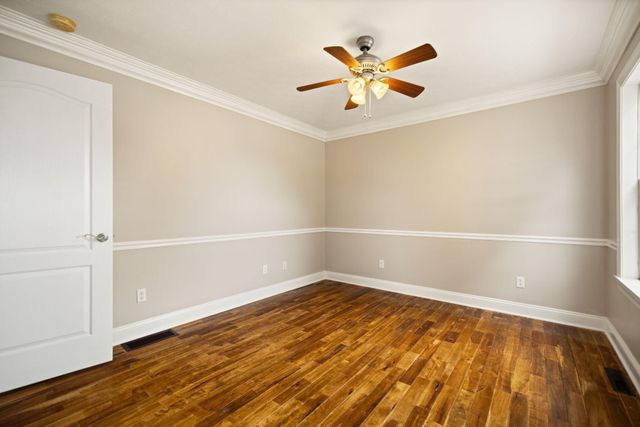 810 Pau Ferro Court, Berea, KY 40403