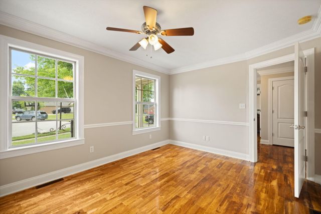 810 Pau Ferro Court, Berea, KY 40403