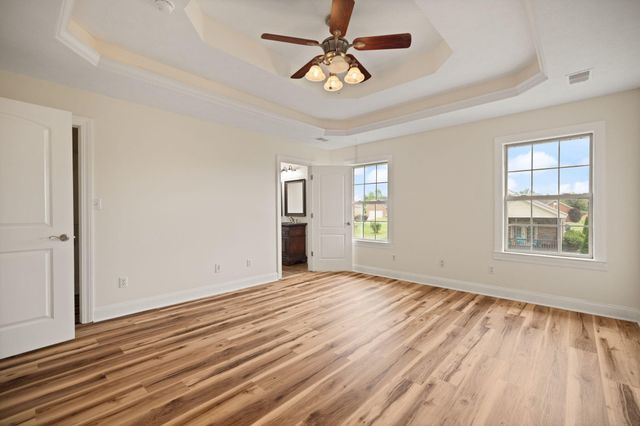 810 Pau Ferro Court, Berea, KY 40403