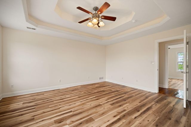 810 Pau Ferro Court, Berea, KY 40403
