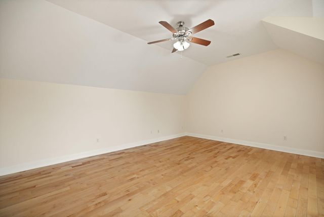 810 Pau Ferro Court, Berea, KY 40403