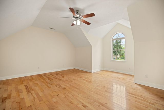 810 Pau Ferro Court, Berea, KY 40403