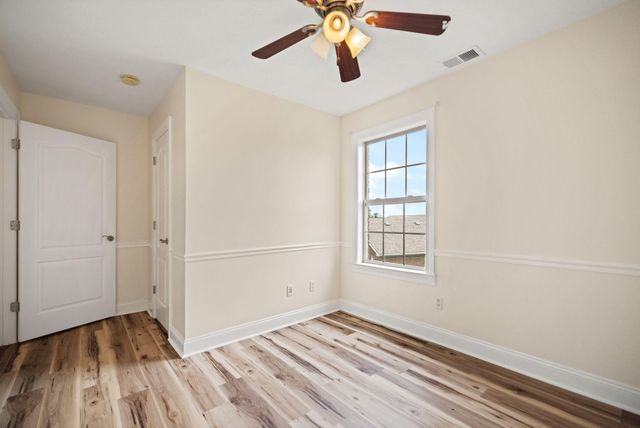 810 Pau Ferro Court, Berea, KY 40403