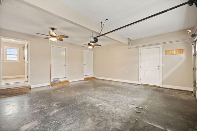 810 Pau Ferro Court, Berea, KY 40403