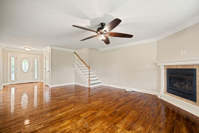 810 Pau Ferro Court, Berea, KY 40403