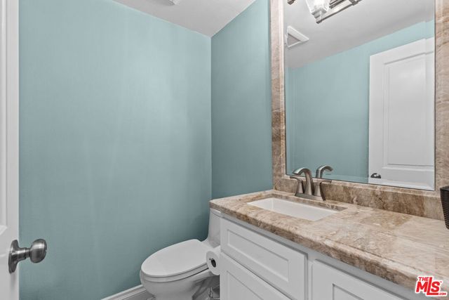 450 San Vicente Boulevard 101, Santa Monica, CA 90402