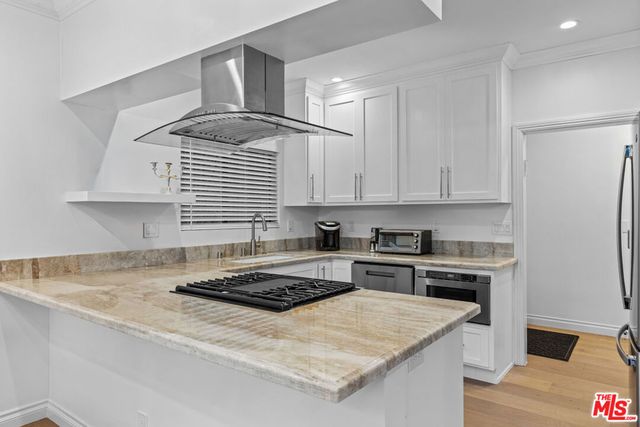 450 San Vicente Boulevard 101, Santa Monica, CA 90402