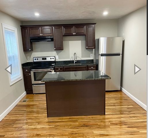 58 Laighton St, Lynn, MA 01902