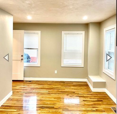 58 Laighton St, Lynn, MA 01902