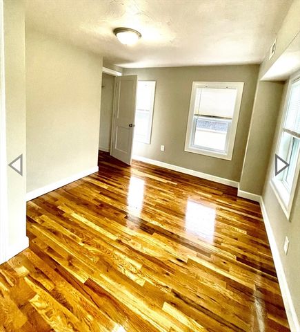 58 Laighton St, Lynn, MA 01902