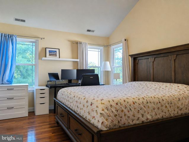 72 HARVARD CIR, Princeton, NJ 08540