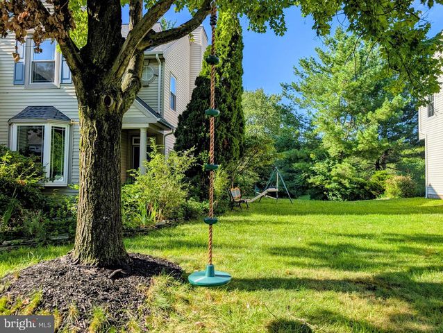 72 HARVARD CIR, Princeton, NJ 08540