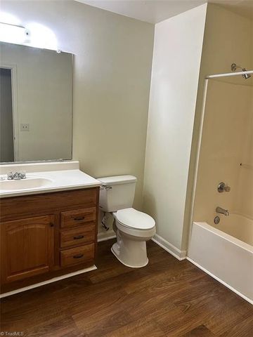 517 Mystic Drive, Greensboro, NC 27406