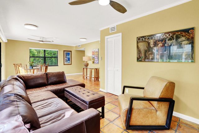 300 Inlet Way 2, Palm Beach Shores, FL 33404