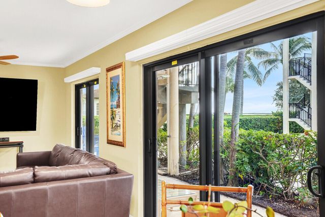 300 Inlet Way 2, Palm Beach Shores, FL 33404