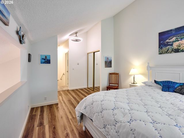 10276 Sw TRAPPER Ter, Beaverton, OR 97008