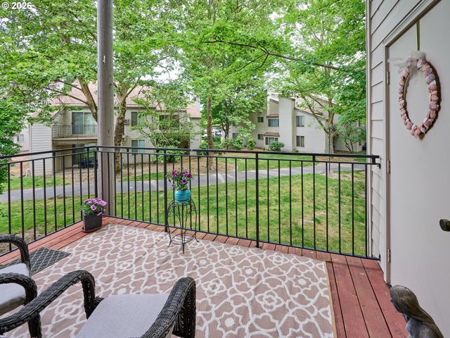 10276 Sw TRAPPER Ter, Beaverton, OR 97008