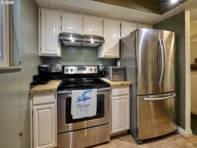 10276 Sw TRAPPER Ter, Beaverton, OR 97008