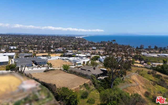 729 Enchanted Way, Pacific Palisades (los Angeles), CA 90272