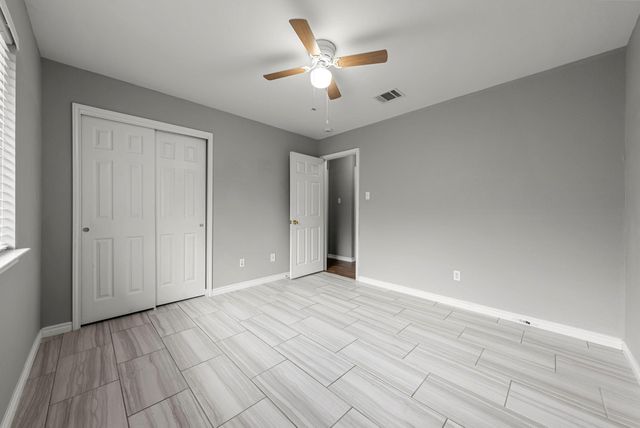 236 San Felipe DR, Kyle, TX 78640