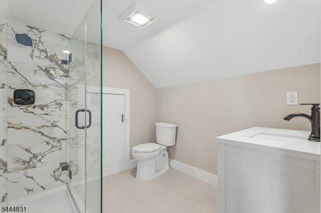 122 Stanmore Pl, Westfield Town, NJ 07090