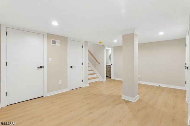 122 Stanmore Pl, Westfield Town, NJ 07090