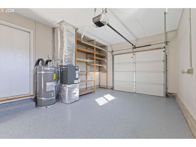 8930 Se CRYSTAL SPRINGS Blvd, Portland, OR 97266