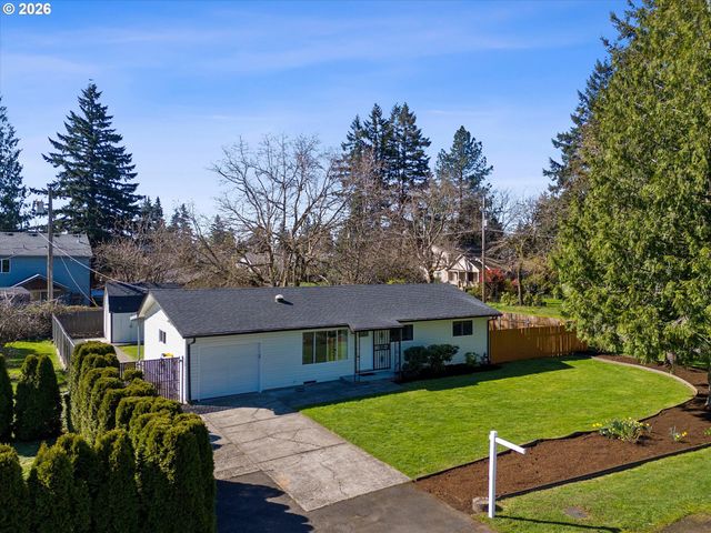 8930 Se CRYSTAL SPRINGS Blvd, Portland, OR 97266