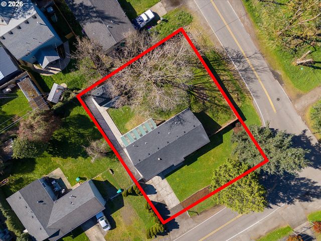 8930 Se CRYSTAL SPRINGS Blvd, Portland, OR 97266