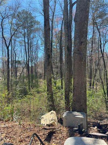 470 YEARLING Drive, Loganville, GA 30052