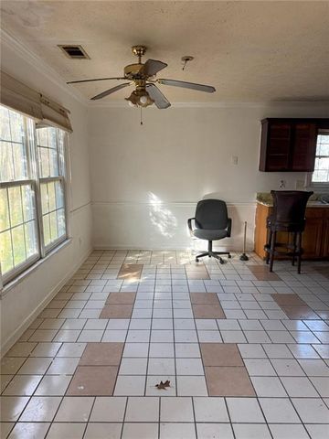 470 YEARLING Drive, Loganville, GA 30052