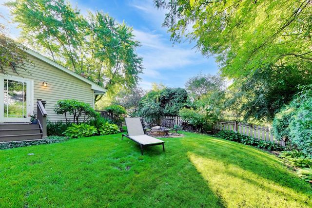1117 Dawes Street, Libertyville, IL 60048