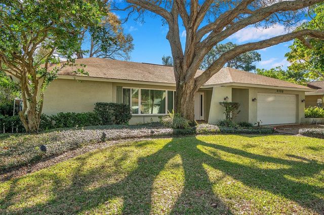 8789 MAPLEWOOD ROAD, Seminole, FL 33777