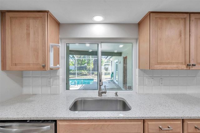 8789 MAPLEWOOD ROAD, Seminole, FL 33777